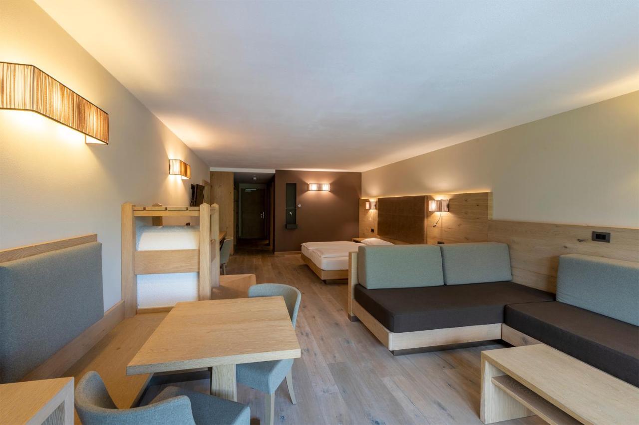 Design&Suite Hotel Ciarnadoi Vigo di Fassa Exterior foto