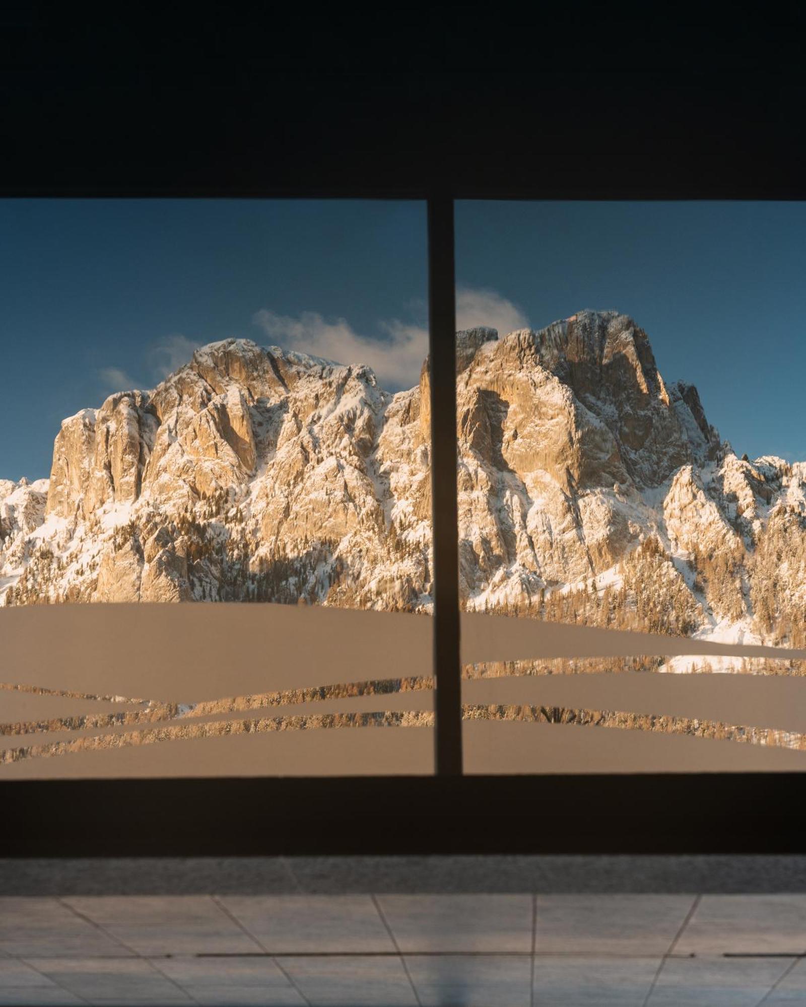 Design&Suite Hotel Ciarnadoi Vigo di Fassa Exterior foto